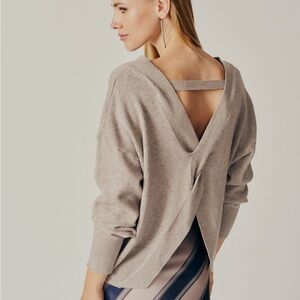 Deluc Cream Blossom Open Back Sweater XS Ecru Melange